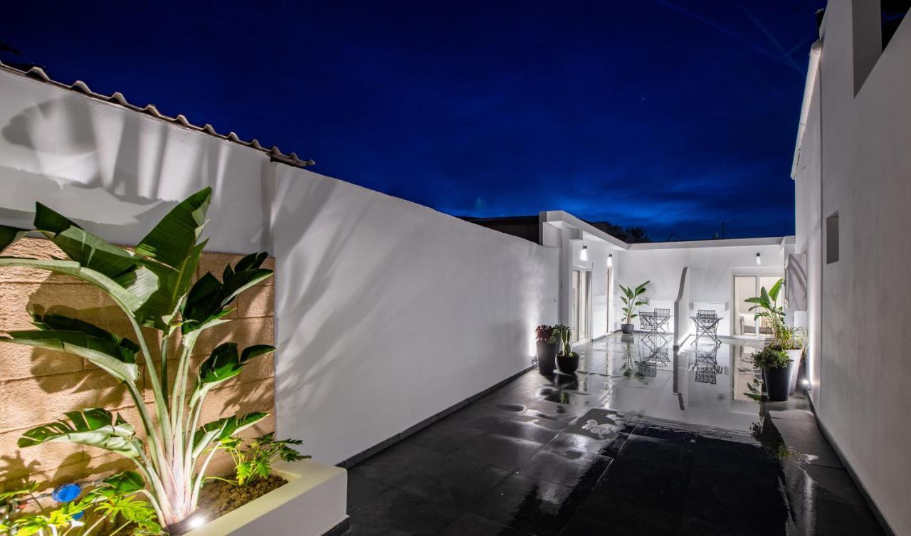 Sunwaves Beach Studio I Ialysos (Rhodes) Exterior foto